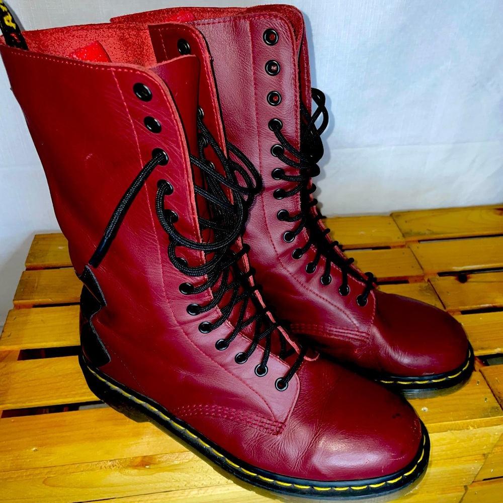 Dr Martens Rocker Burgundy & Black Mens 11
